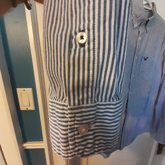 American Eagle button down - Picture 5 of 5